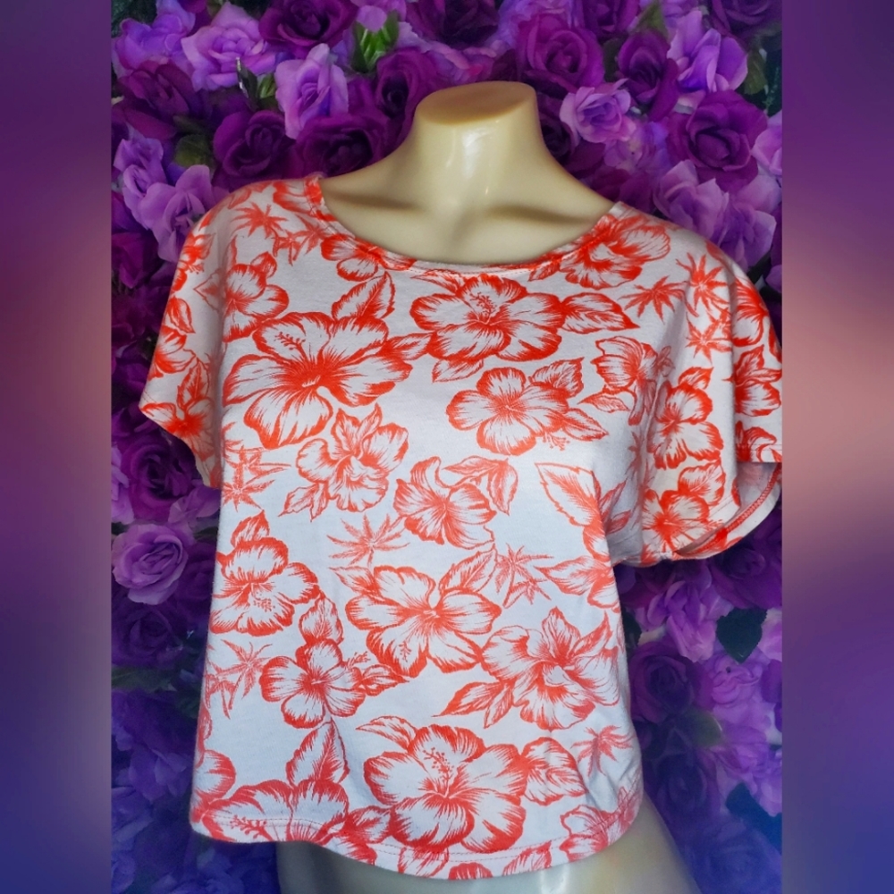 Floral top